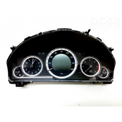 MERCEDES-BENZ E W212 SPEEDOMETER A2129000708